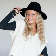 Load image into Gallery viewer, Aster Bracelet in Tibetan Agate