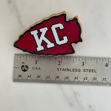 Load image into Gallery viewer, KC Arrowhead Claw Clip