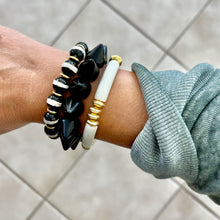 Load image into Gallery viewer, Spike Bracelet - Black