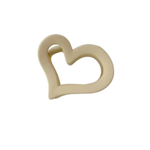 Load image into Gallery viewer, Heart Claw Clip

