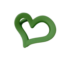 Load image into Gallery viewer, Heart Claw Clip
