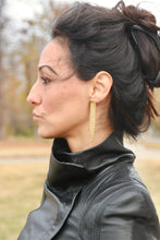 Load image into Gallery viewer, Manhattan Tassel Earrings
