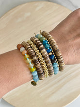 Load image into Gallery viewer, Coconut Shell Bracelet
