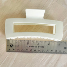 Load image into Gallery viewer, JUMBO Claw Clip - Ivory
