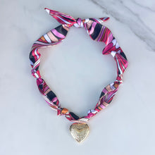 Load image into Gallery viewer, Scarf Necklace - Emma
