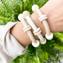 Load image into Gallery viewer, Bali Bracelet in Bone
