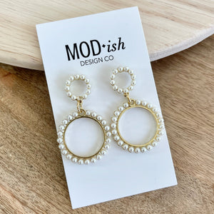 Circle Pearl Earrings